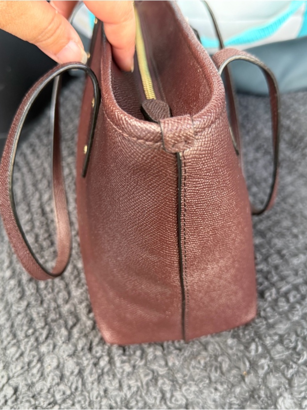 Coach Bag.  
City Mini, Burgundy